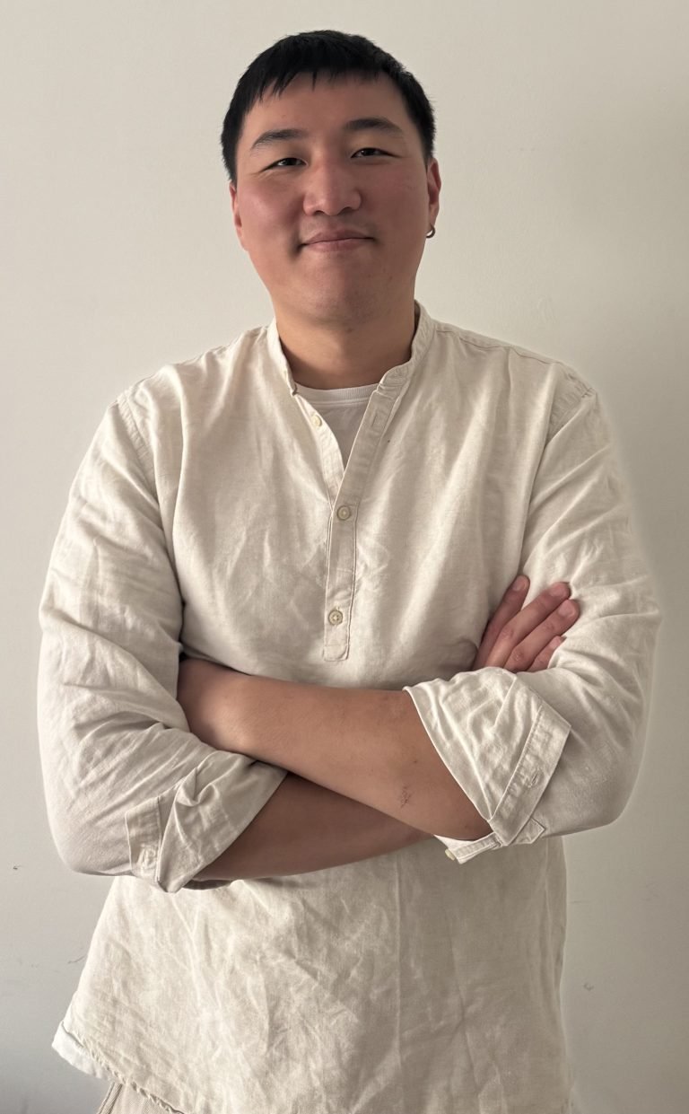 Der Wiener Gastronom Jing Chen nach dem Podcast mit BauertothePeople