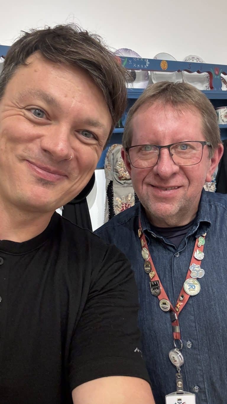 Willi Geiger und Roberto Essert im gemeinsamen Selfie nach dem Podcast für BauertothePeople