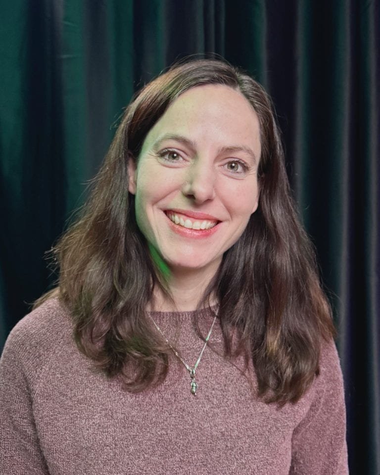 Prof. Pia Münster nach der Podcastaufnahme im BauertothePeople Studio in Wien - Aufnahme war zu ihrem neuen Buch "Erde, Arbeit, Leidenschaft", dass sie zusammen mit ihrer Zwillingsschwester Kim Münster geschrieben hat
