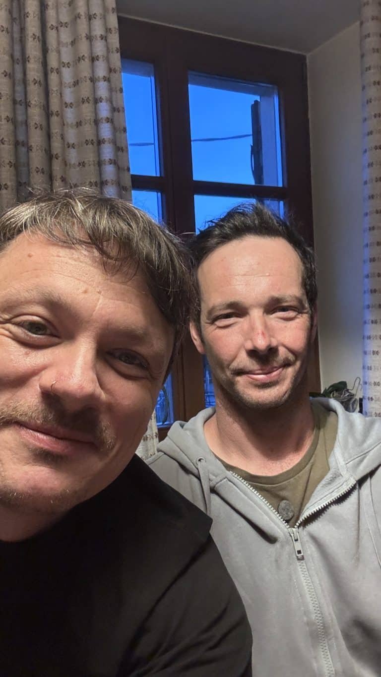 Willy Geiger und Alexander Springeth beim Bauer to the People Podcast Gespräch zur Almiro Aquakultur in Bozen, Südtirol