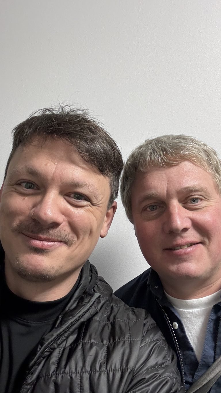 Willy Geiger und Josef Holzer nach dem Podcast für Bauer to the People zum Thema Permakultur